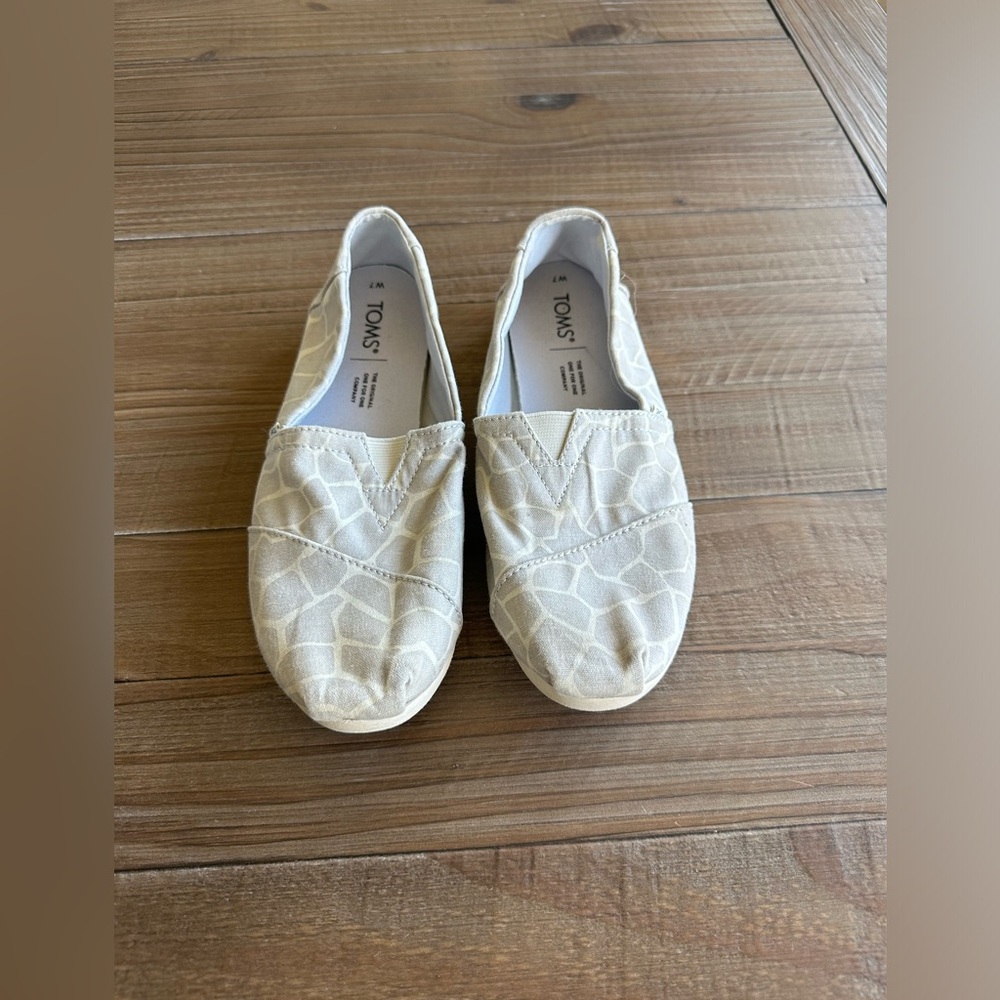 Women's TOMS Shoes